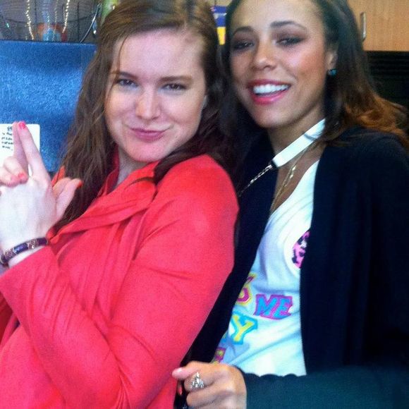 Meet your Posher, Erin - Picture 1 of 1